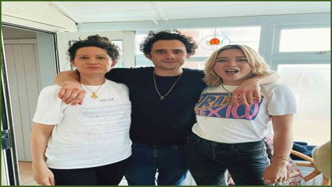 Florence Pugh siblings: Meet Toby Sebastian, Arabella Gibbins, and Rafaela Pugh