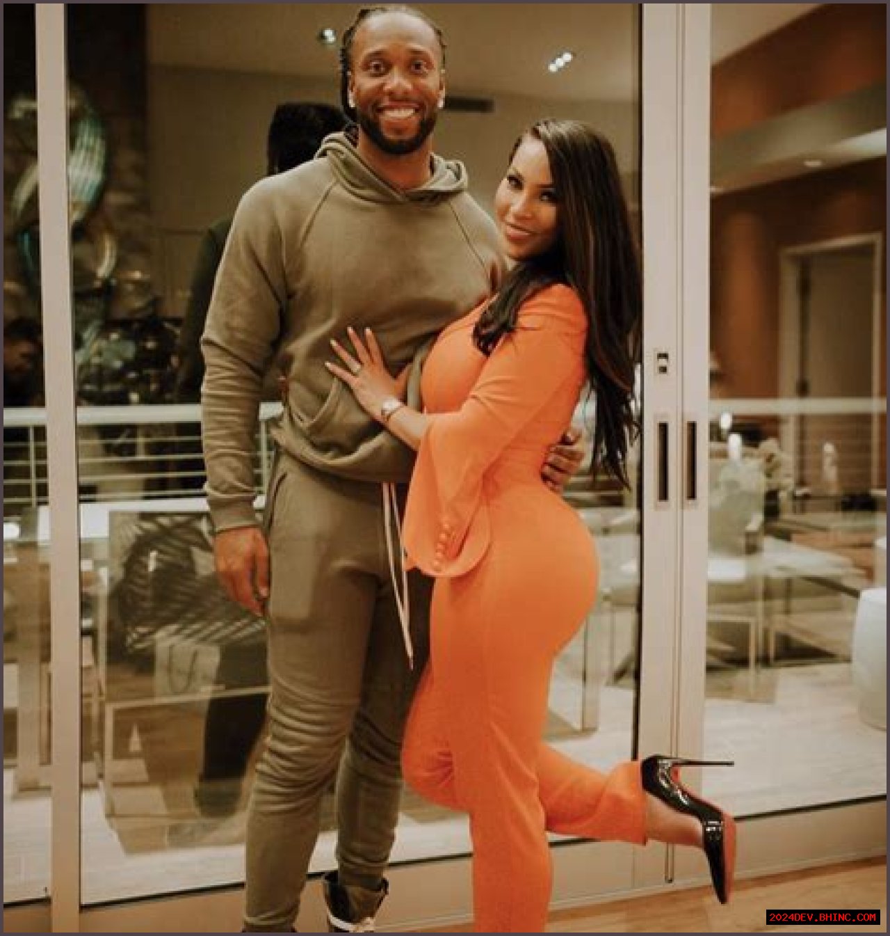 Larry Fitzgerald Wife, Mom, Kids, Girlfriend, Family, Body Net Worth