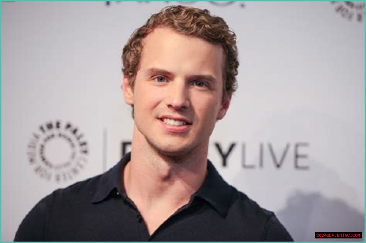 UnREAL's Freddie Stroma Cast in Game of Thrones as Sam's Bro